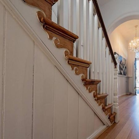 Historic Beauty In The Cbd! Parking And Wifi Apartment Launceston Bagian luar foto