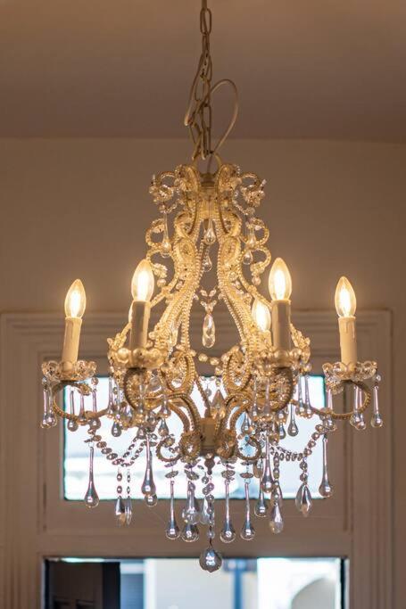 Historic Beauty In The Cbd! Parking And Wifi Apartment Launceston Bagian luar foto